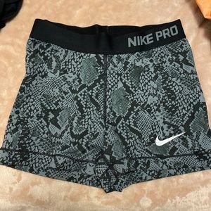 Gray pattern Nike pro shorts